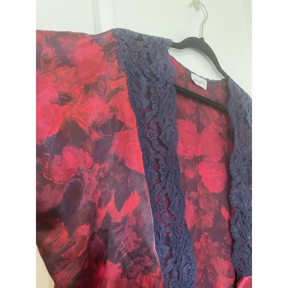 80s Vintage Vanity Fair Satin Floral Red Roses Navy Lace Trimmed Robe/Kimono LG